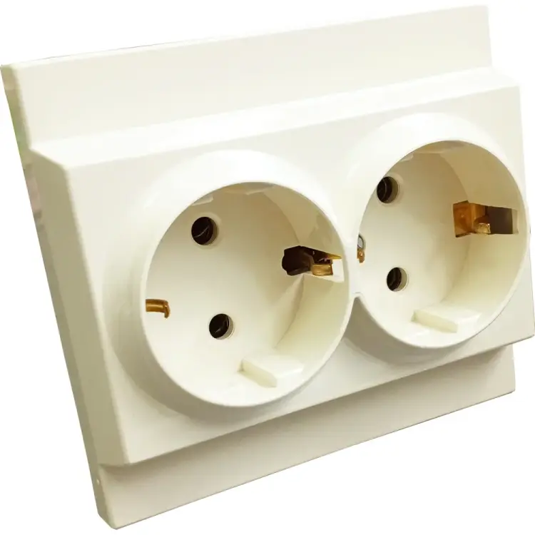 Двухместная розетка Nilson Moda 21121025