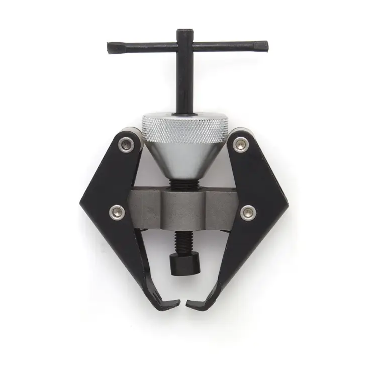 Съемник клемм аккумулятора и поводков стеклоочистителя Дело Техники 824175 Съемник клемм аккумулятора и поводков стеклоочистителя Дело Техники 824175