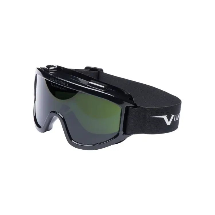 Закрытые защитные очки UNIVET 601.02.06.50