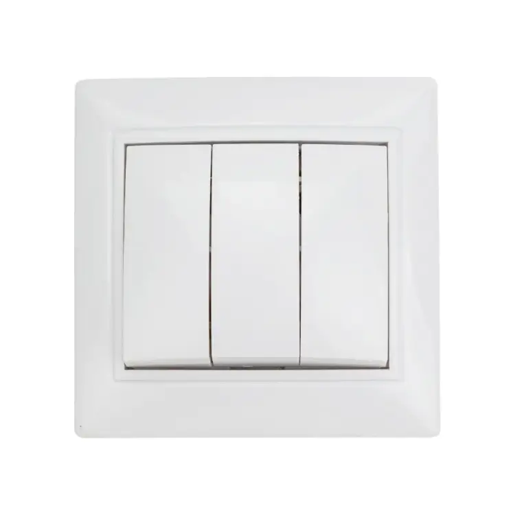 Трехклавишный выключатель UNIVersal Севиль С0043