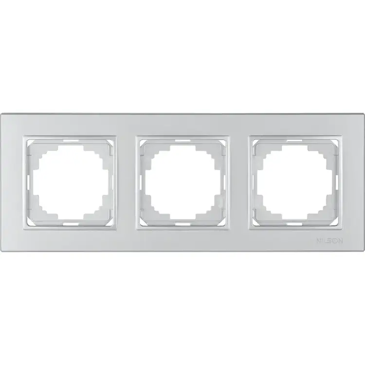 Трехместная рамка Nilson Alegra metallic 25130093