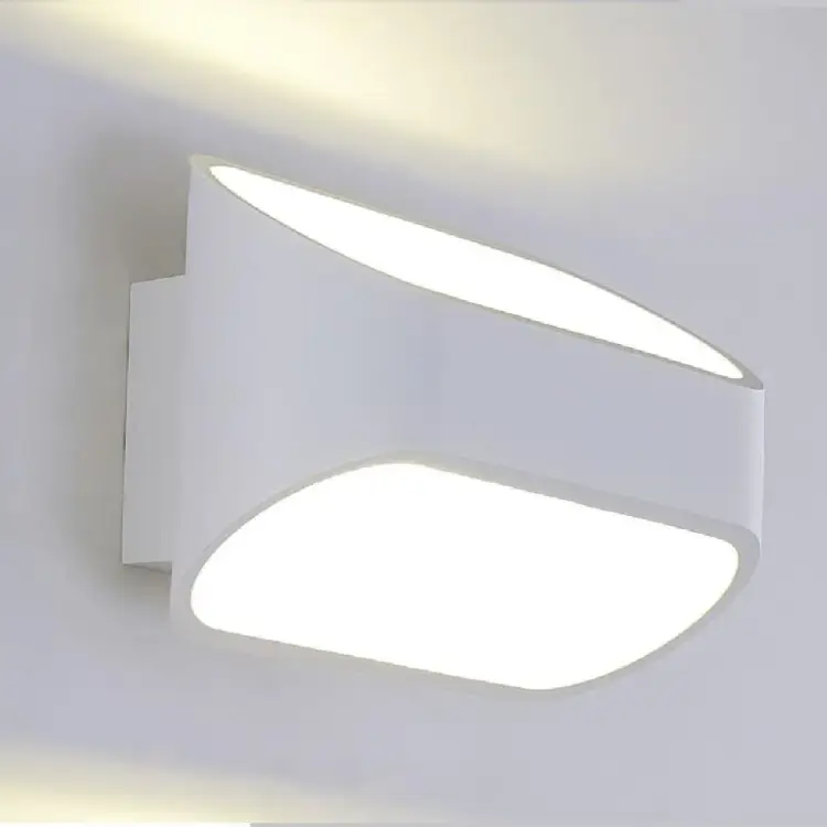 Настенный светильник Crystal lux CLT 510W WH
