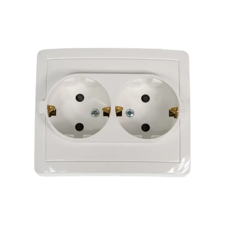 Двойная розетка Simon 1590451-030