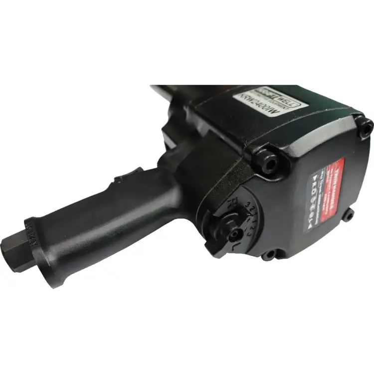 Пневматический ударный гайковерт KraftWell KRW2400IW Пневматический ударный гайковерт KraftWell KRW2400IW