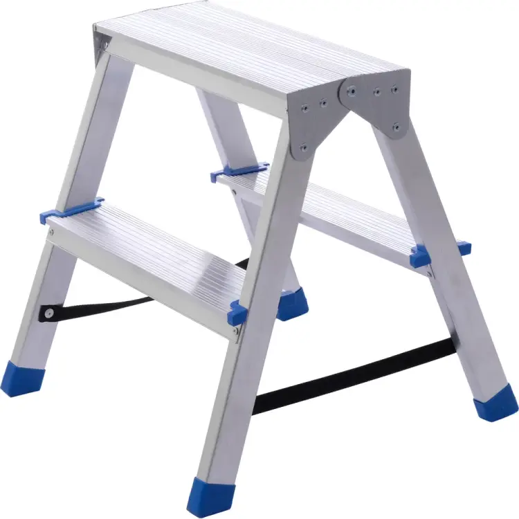 Двухсторонняя алюминиевая стремянка STAIRS AS202 Двухсторонняя алюминиевая стремянка STAIRS AS202