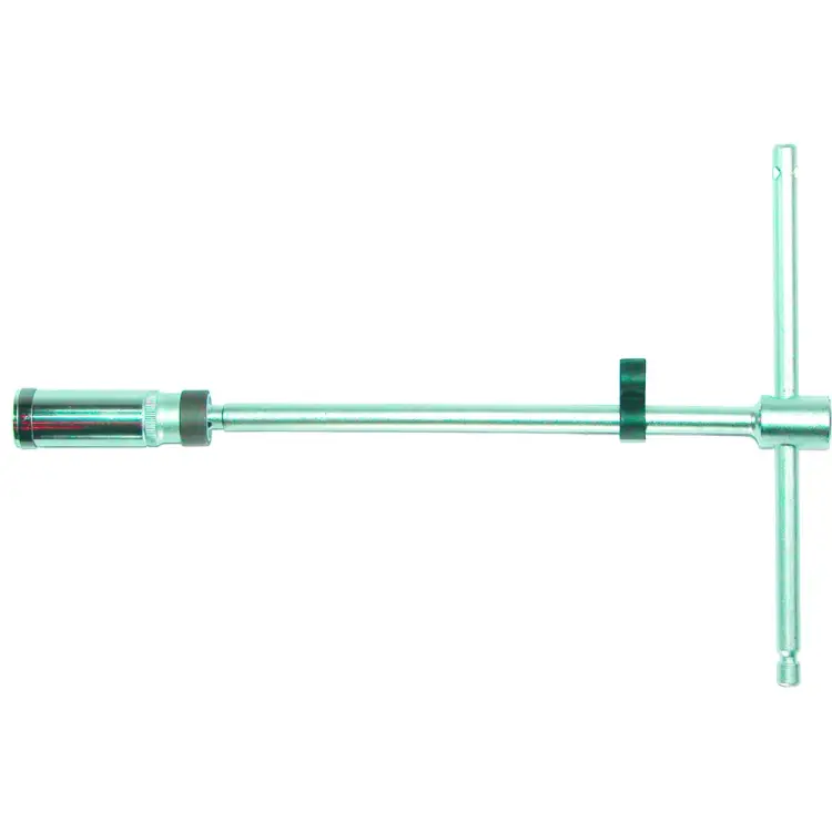 Магнитный свечной ключ FORCE 807430016UM