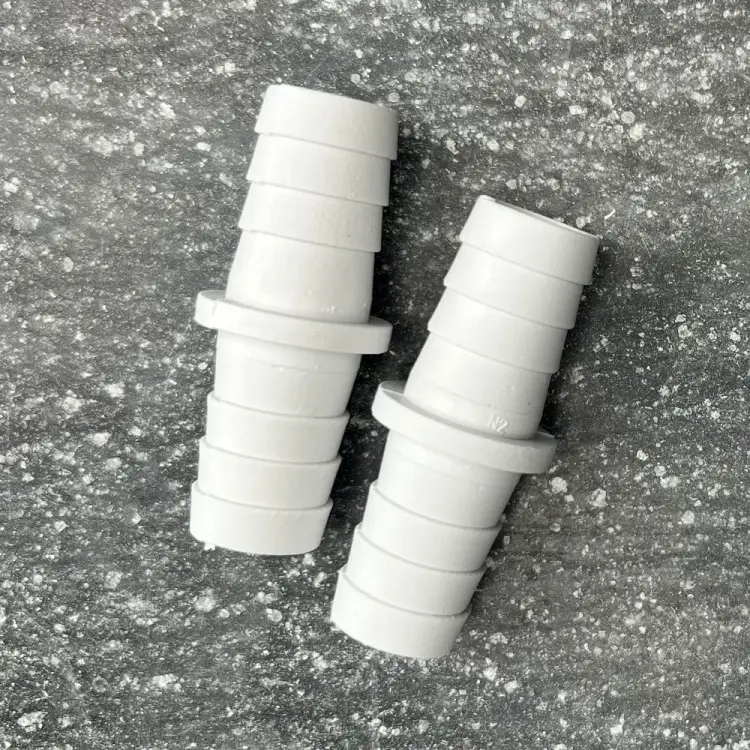 Пластиковый штуцер для сливных шлангов Профитт 2226186