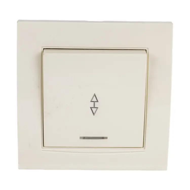 Проходной выключатель UNIVersal Бриллиант 7948608