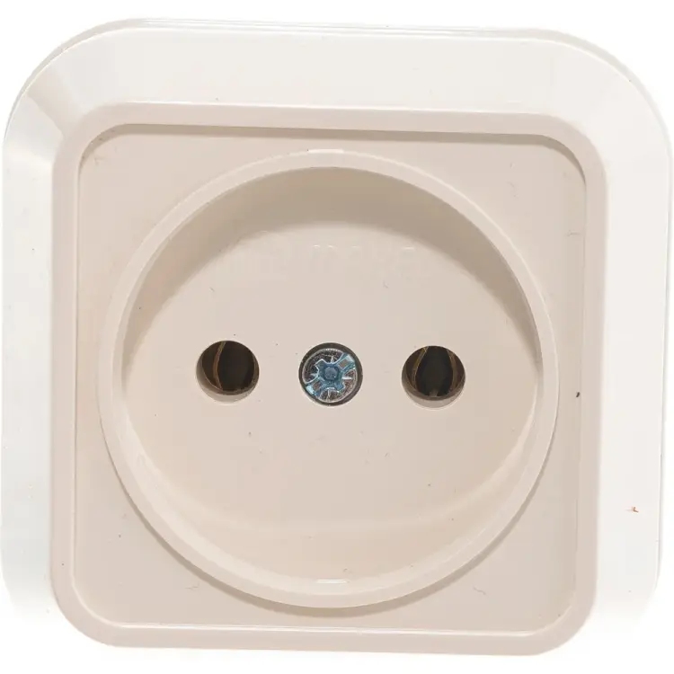 Одноместная квадратная розетка MAKEL 45202