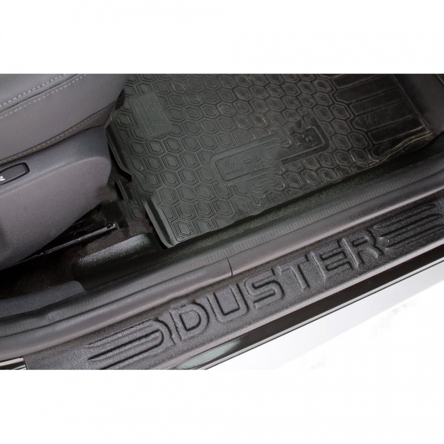 Накладки на ковролин порогов Renault Duster 2015- I рестайлинг Русская Артель NR-157412