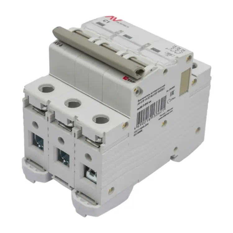 Автоматический выключатель EKF AV-6 3P AVERES mcb6-3-01C-av
