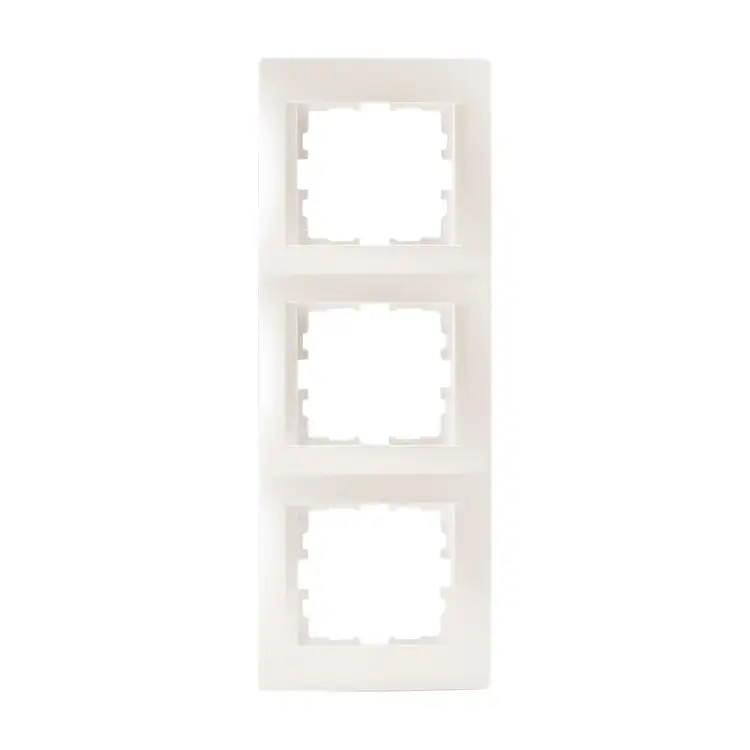 Трехместная вертикальная рамка Lezard KARINA 707-3000-153