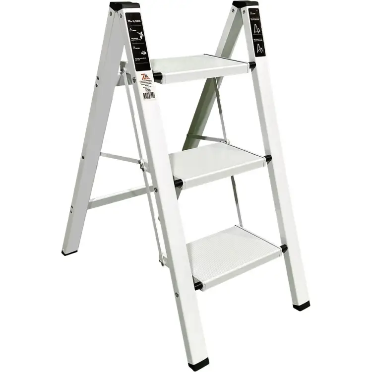 Алюминиевая стремянка SevenBerg milano Milano-3 silver Алюминиевая стремянка SevenBerg milano Milano-3 silver