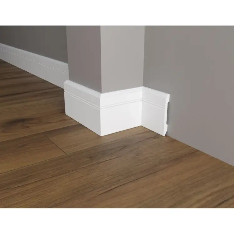 Ударопрочный влагостойкий напольный плинтус под покраску Decor-Dizayn DD105 Ударопрочный влагостойкий напольный плинтус под покраску Decor-Dizayn DD105