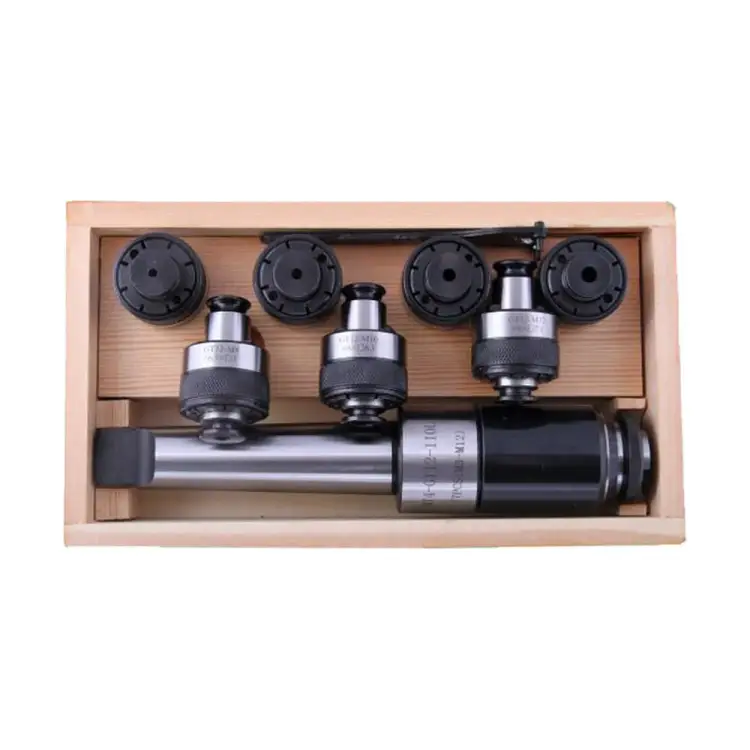 Резьбонарезной патрон CNIC MТ4-GT12 43508