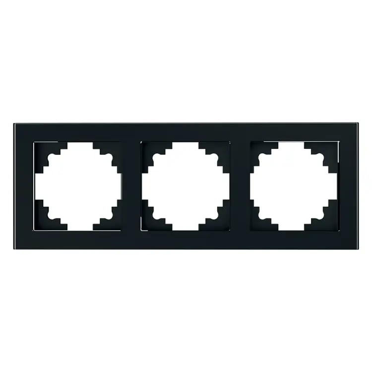 Трехместная горизонтальная рамка STEKKER GFR00-7003-05 39520