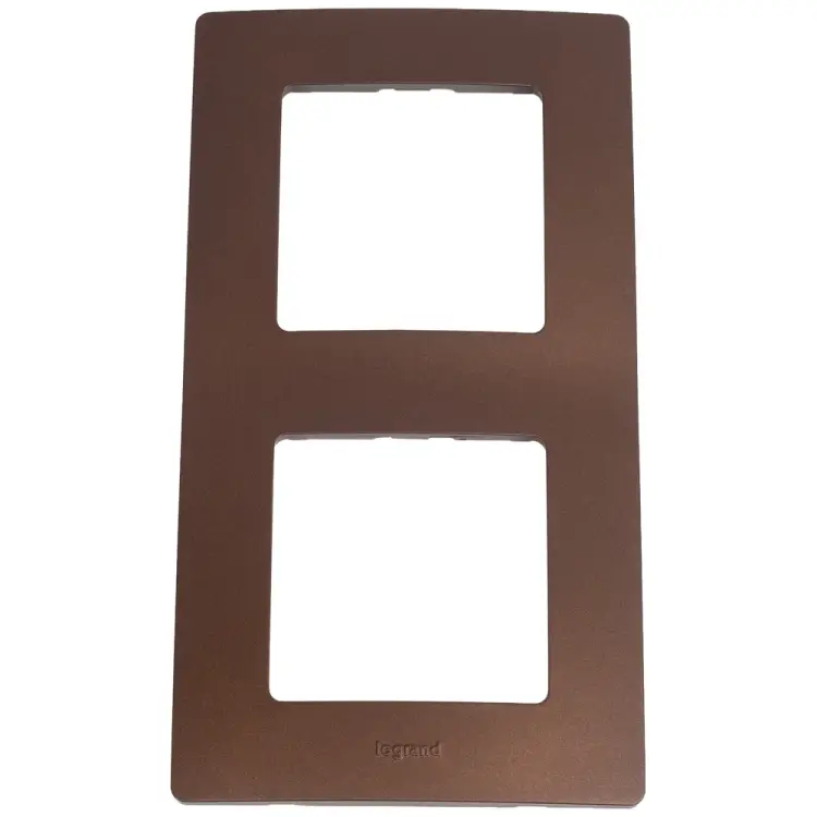 Рамка Legrand Etika 672572