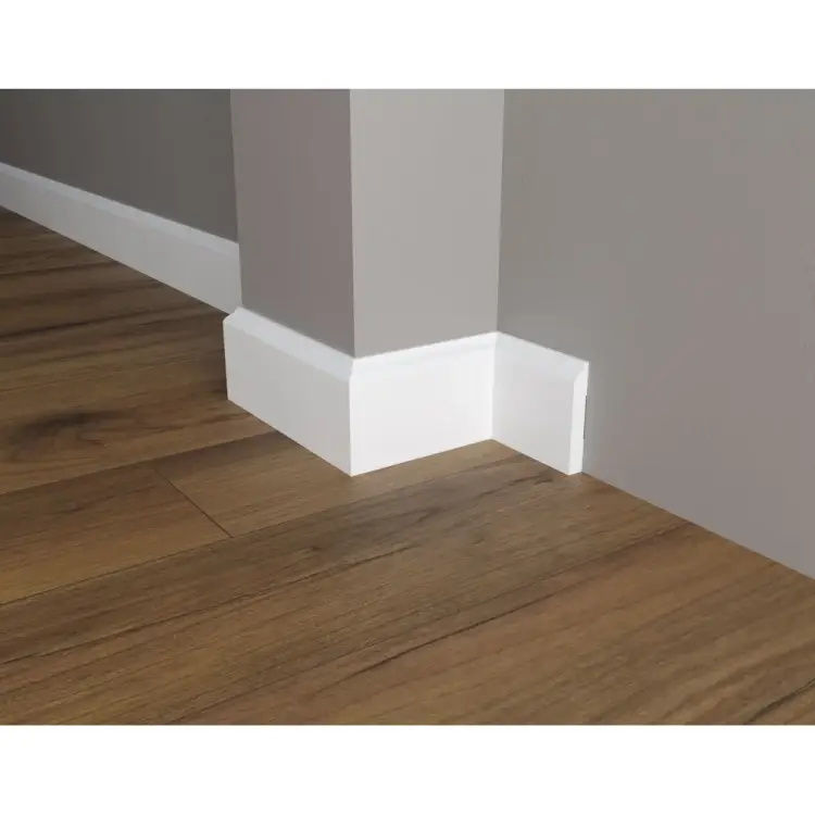 Ударопрочный влагостойкий напольный плинтус под покраску Decor-Dizayn DD47 Ударопрочный влагостойкий напольный плинтус под покраску Decor-Dizayn DD47