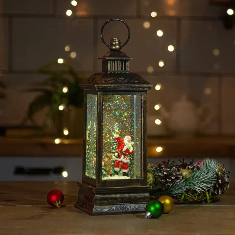 Новогодний фонарь Winter Glade Санта-Клаус около елки F209-1 Новогодний фонарь Winter Glade Санта-Клаус около елки F209-1