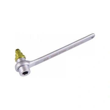 Для прокачки тормозов