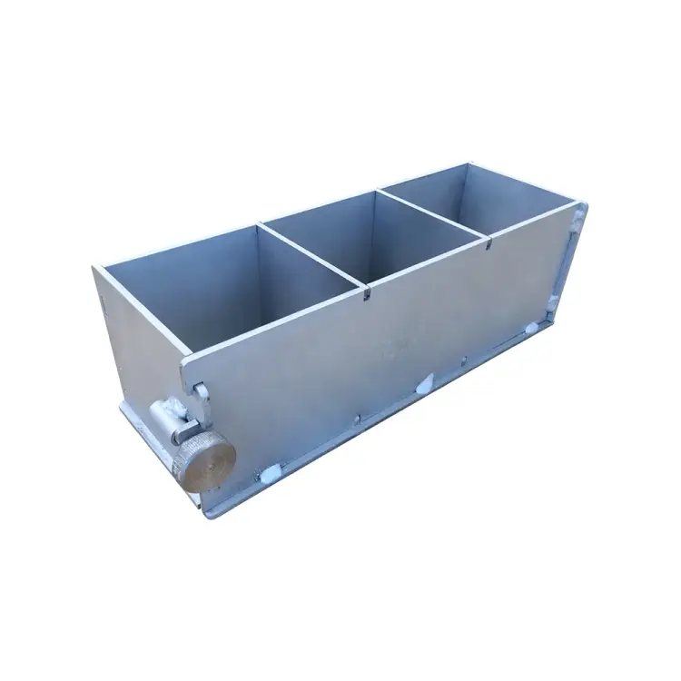 Окрашенная трехгнездовая кубическая форма TeaM 3ФК-100/4 3ФК1004К