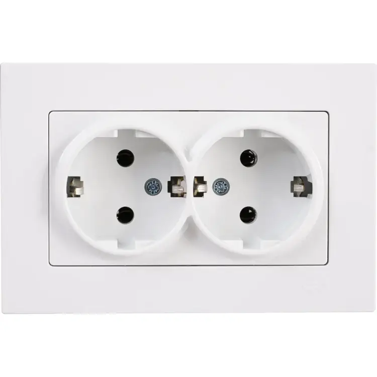 Розетка GUNSAN Eqona 16401100-100150