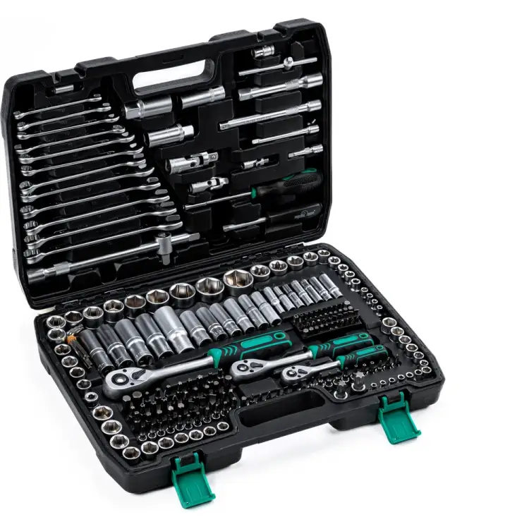 Набор инструмента Сервис Ключ ЧЕМОДАН 71216