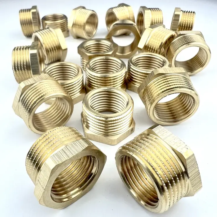 Латунная футорка Профитт 9274924