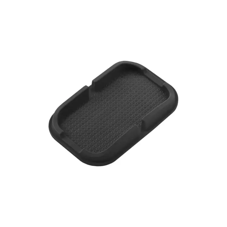 Противоскользящий автомобильный коврик панели SKYWAY S00401013