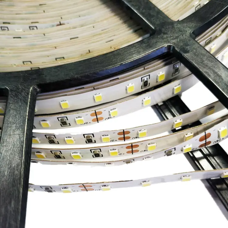 Светодиодная лента Apeyron 00-373