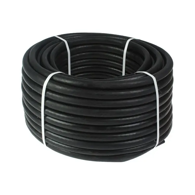 Поливочный армированный резиновый шланг РемоКолор ВОЛЖСКИЙ 66-3-220 Поливочный армированный резиновый шланг РемоКолор ВОЛЖСКИЙ 66-3-220