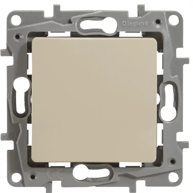 Кнопка Legrand ETIKA 672314