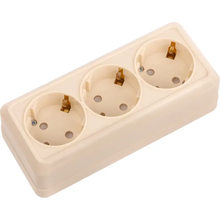 Трехместная горизонтальная розетка TDM ELECTRIC Ладога SQ1801-0227