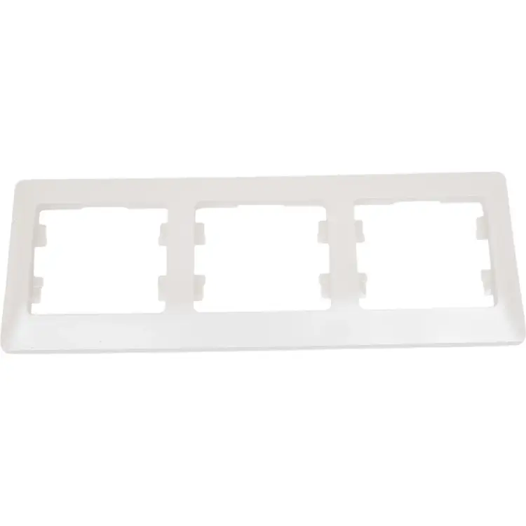 Горизонтальная трехместная рамка Systeme Electric Glossa GSL000603