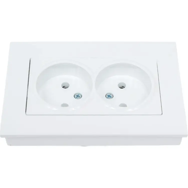 Розетка GUNSAN Eqona 16401100-100149