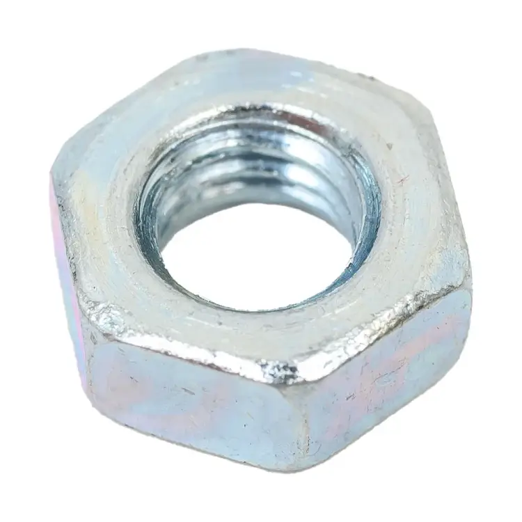 Оцинкованная гайка ХВАТ М4 DIN 934 100 шт. 28404-0