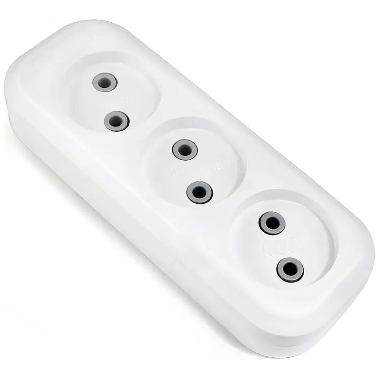 Трехместная колодка LUX У3-0 4606400416586